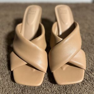 NEW Women’s Padded Sandals/Heels